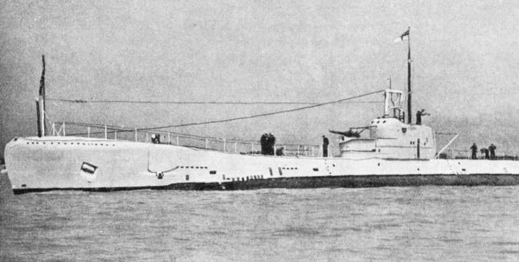 “THAMES” CLASS SUBMARINE. Severn was completed by Vickers-Armstrong in 1934